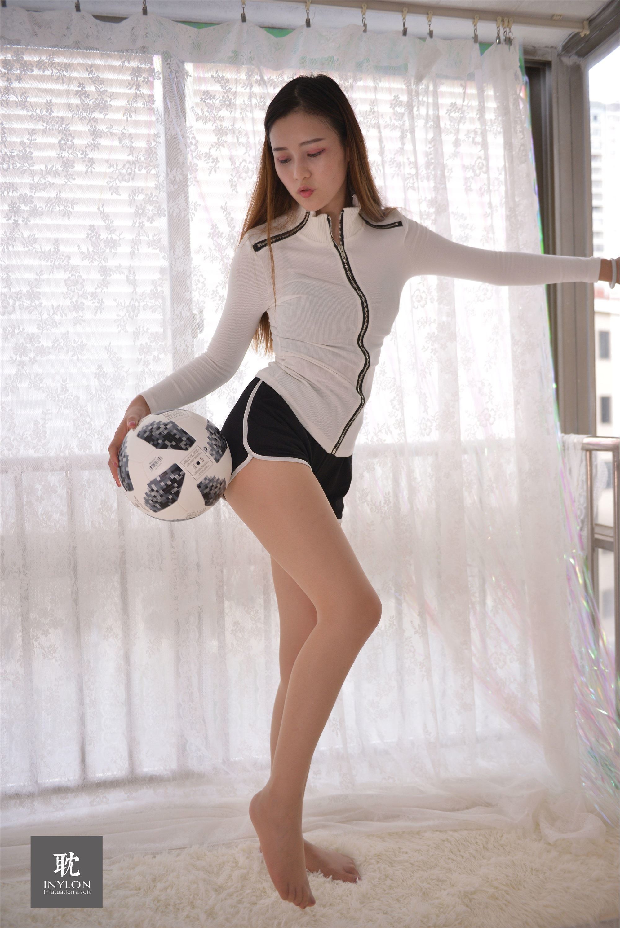 IESS异思趣向《普惠集235》- 模特：九妹《快乐玩个球》